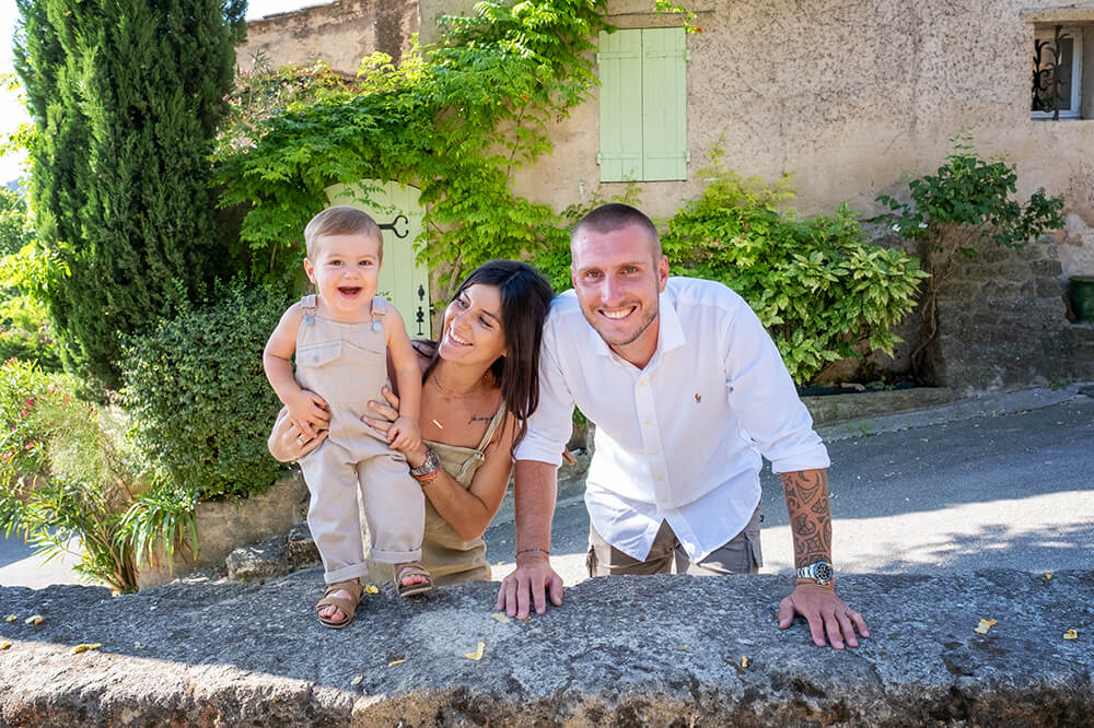 Portrait en famille à Ansouis, Luberon.