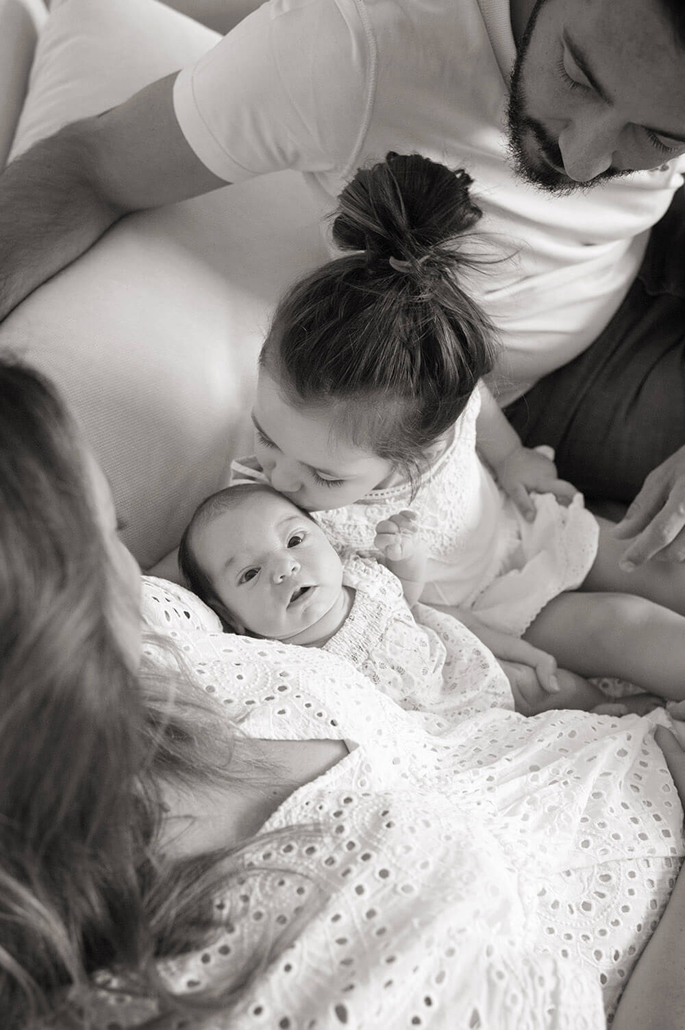 Shooting famille à la maison. Photographe Marseille.