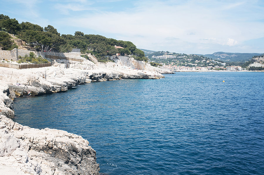 Paysage Cassis. Plage des Roches plates.