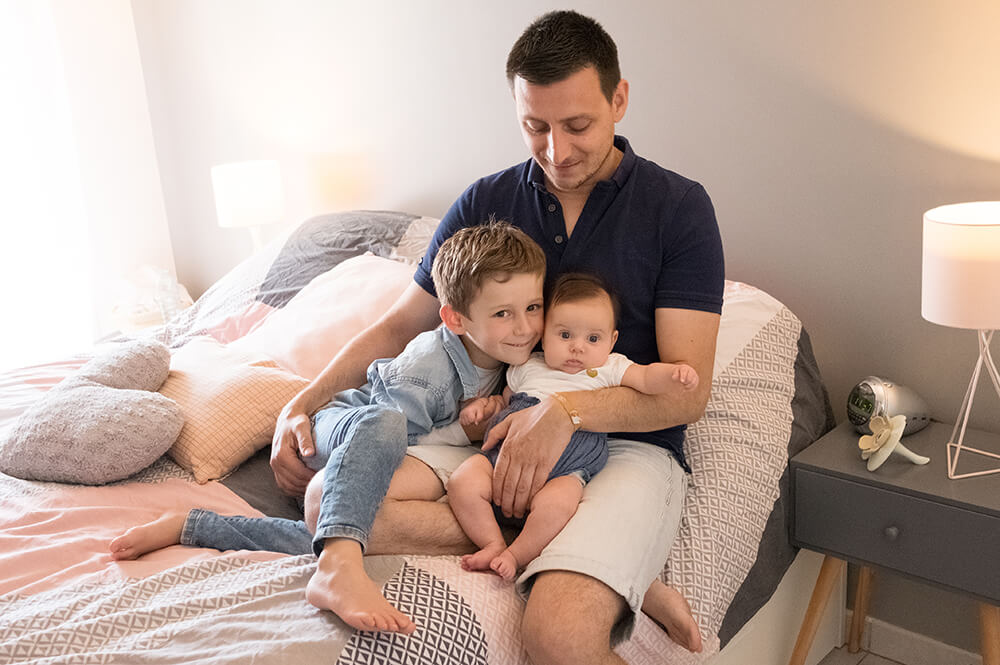 Séance bébé à domicile Marseille